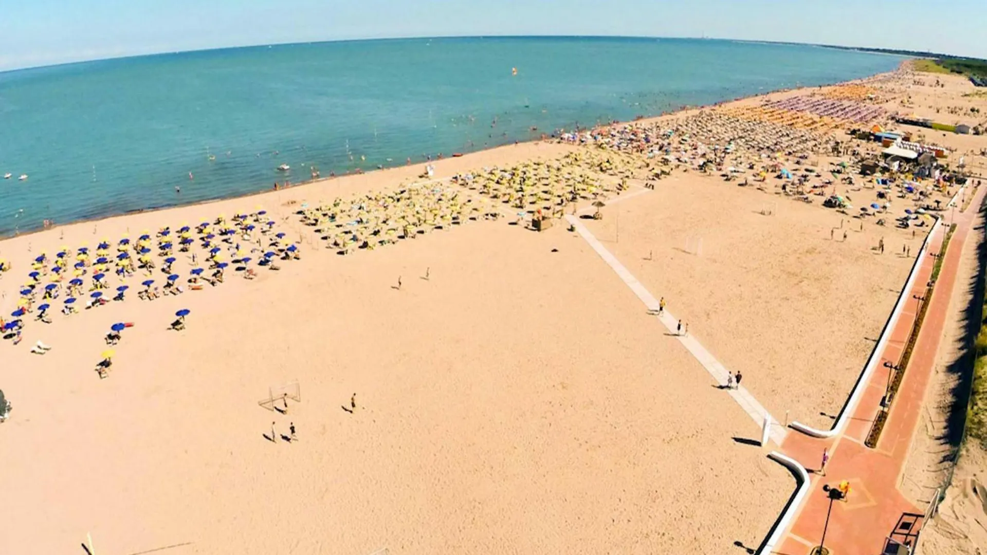 Gorgeous Flat 200 Metres From The Sea Apartment Rosolina Mare